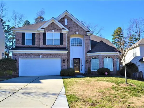 2132 Baggins Ln, Charlotte, NC 28269