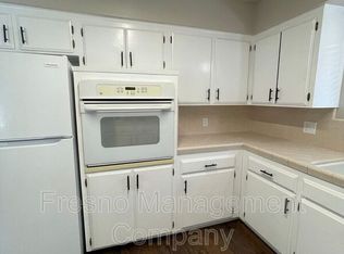 1359 W Norwich Ave #102, Fresno, CA 93705