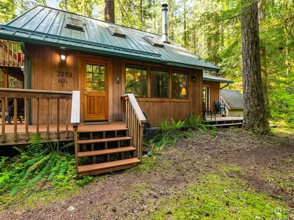 7059 Olympus Way, Glacier, WA 98244