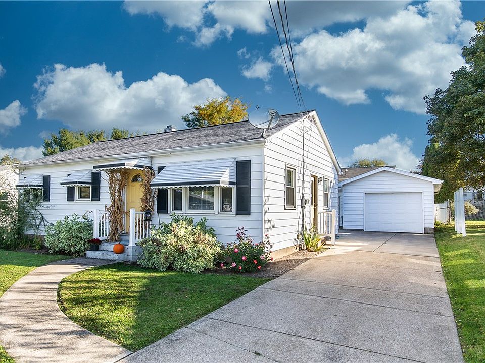 3825 Pennsylvania Ave Erie PA 16504 Zillow