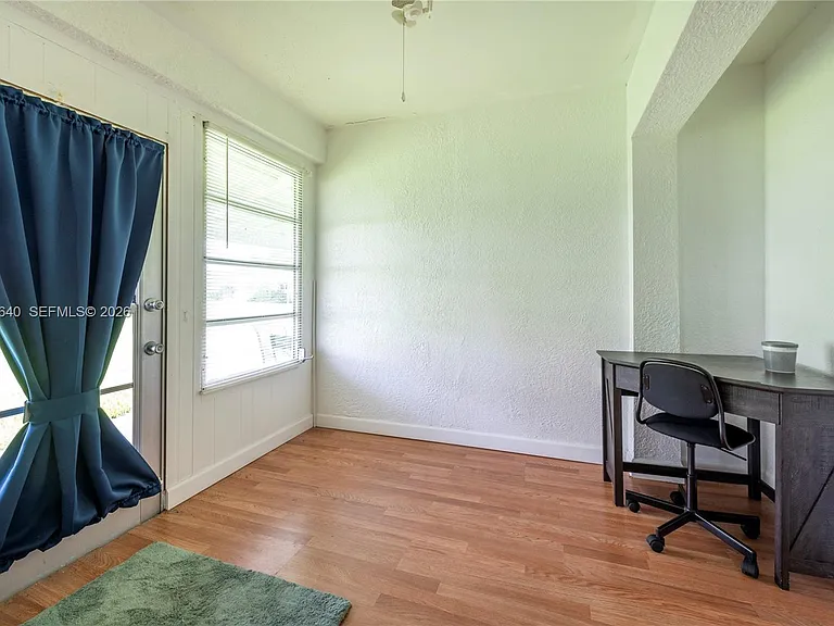 8555 NW 10th St #B106 — Photo 16