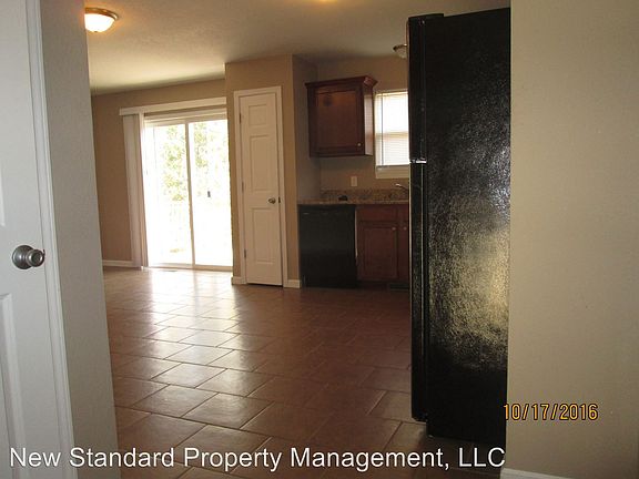 4th image of 1017 Emily Ln #1019