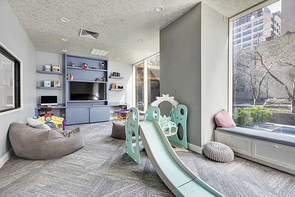 Rented by Compass | media 44