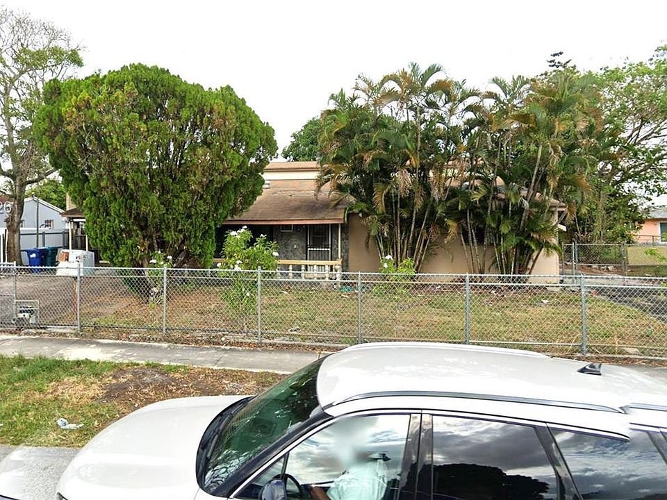 2nd image of 4231 NW 172nd Dr