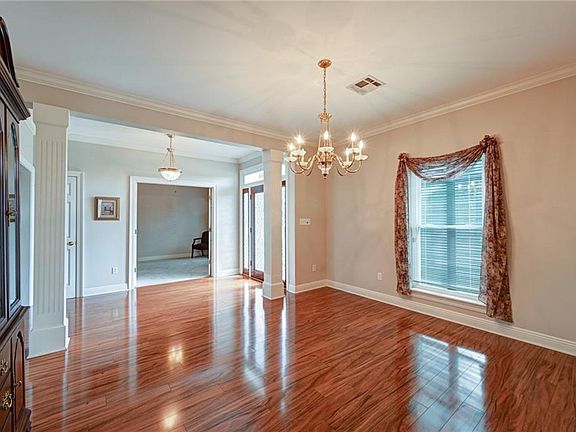 4th image of 3504 Lake Des Allemands Dr
