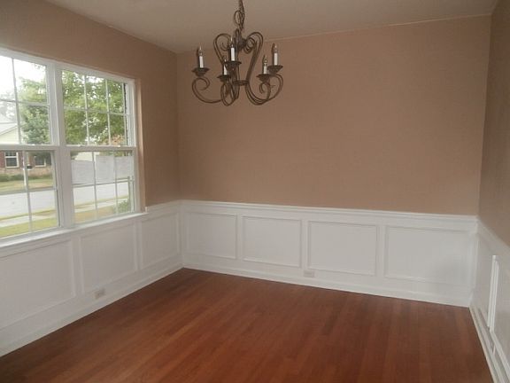 3rd image of 1517 Woodberry Ct