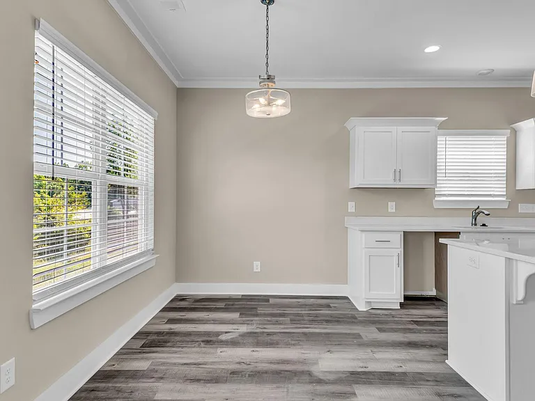 117 Traveller Ln — Photo 15
