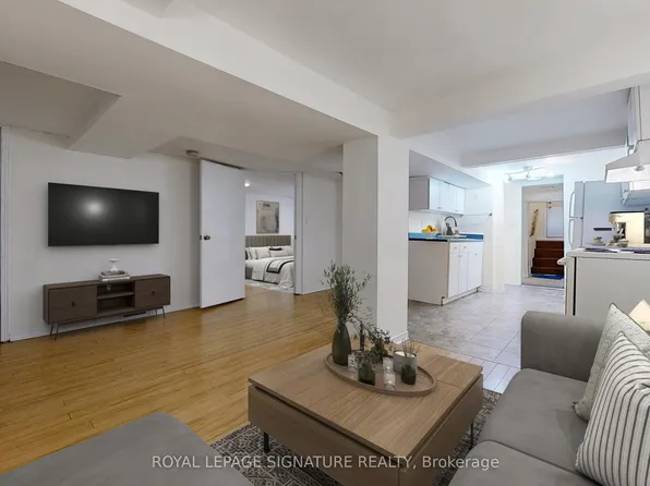 177 Wheeler Ave, Toronto, ON M4L 3V5