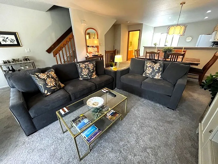 213 Kestrel — Photo 4