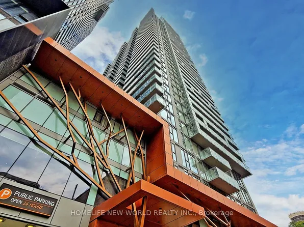50 Wellesley St E #705, Toronto, ON M4Y 0C8