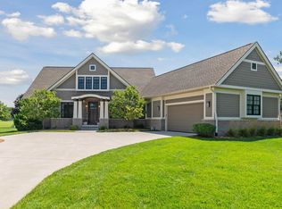 1727 Stonebridge Dr S, Ann Arbor, MI