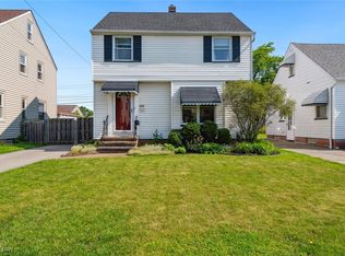 8306 Deerfield Dr, Parma, OH