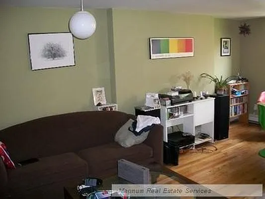 Rented by Magnum Realty Holdings, LLC | media 10