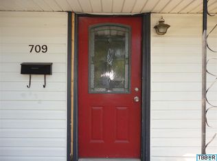 709 E 9th Ave, Belton, TX 76513