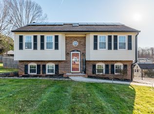 380 White Cypress Dr, Forest, VA 24551