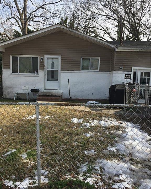1st image of 3318 Argonne Ave