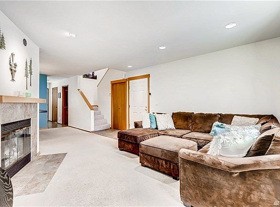 4th image of 17112 128th Ln NE