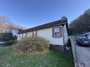 2212 3rd Ave, East Bank, WV 25067