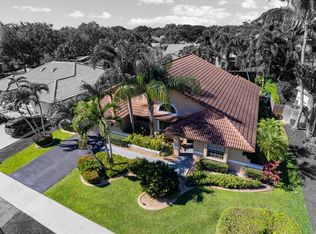 3064 Perriwinkle Cir, Davie, FL 33328