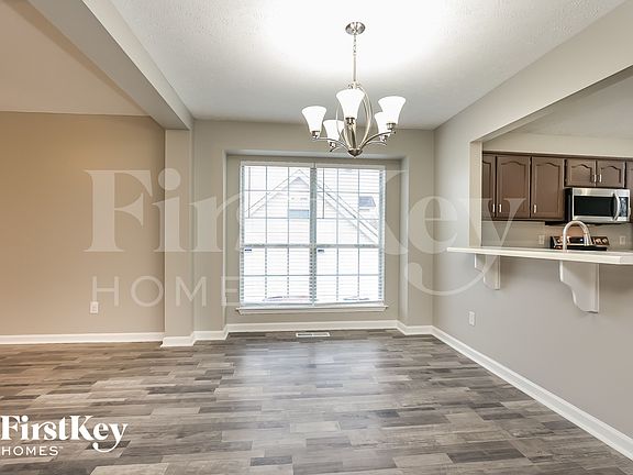4th image of 104 Cedar Bend Ct