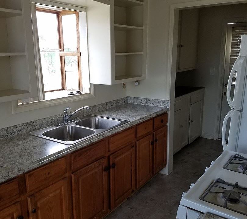 2nd image of 5285 Rex Ave
