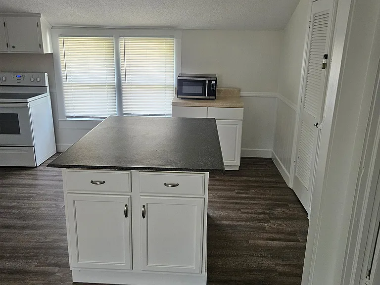 827 Bristol Dr #827 — Photo 12