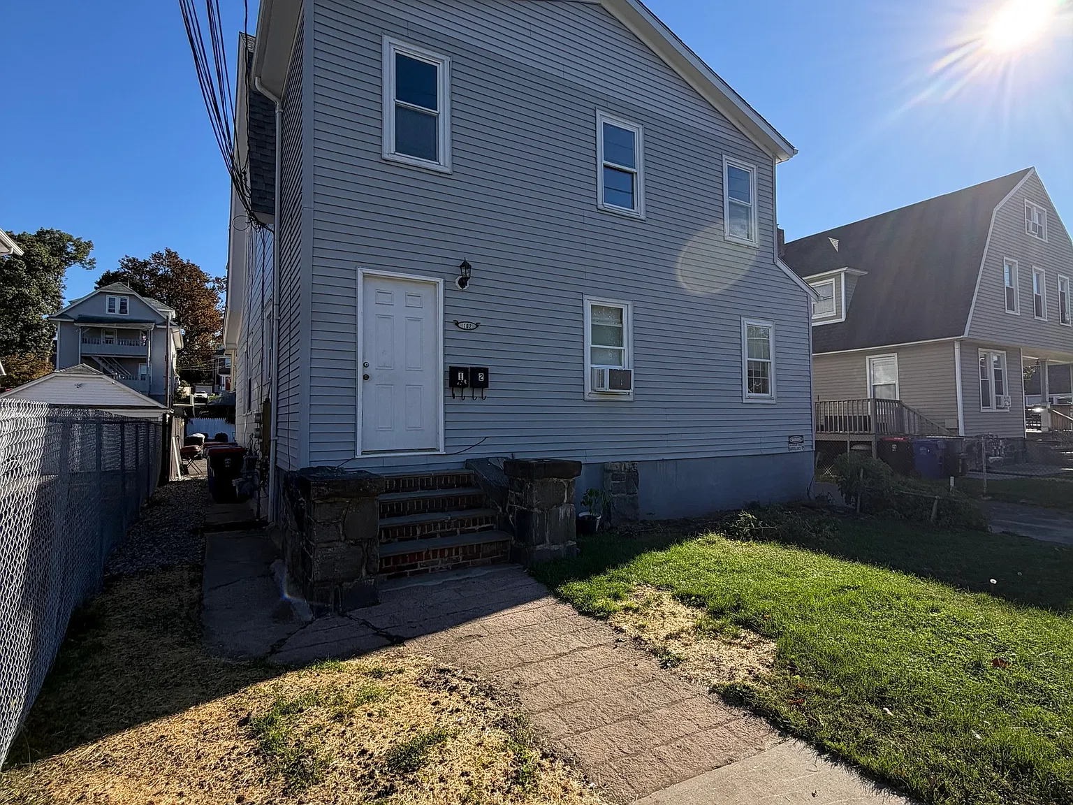4 bed, 1.0 bath, 2382 sqft, $3,200 — Photo 1
