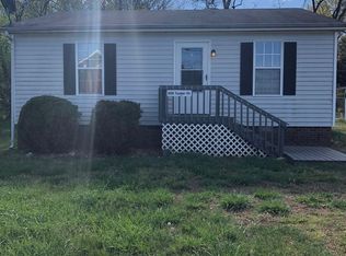 826 Tucker St, Burlington, NC 27215