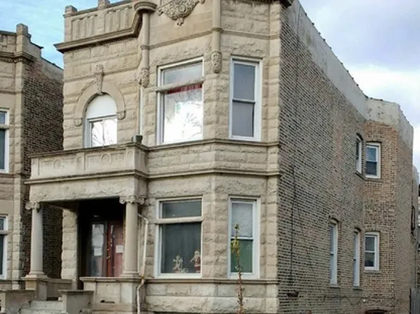 3842 W Gladys Ave, Chicago, IL 60624