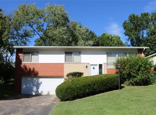 2059 Siesta Ln, Saint Louis, MO 63138