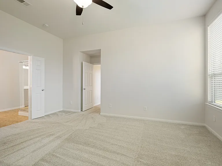 5112 Datewood Ln — Photo 11