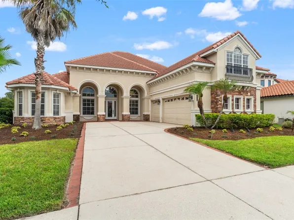 8412 Dunham Station Dr, Tampa, FL 33647
