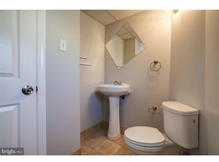 681 Clymer Ln, Ridley Park, PA 19078