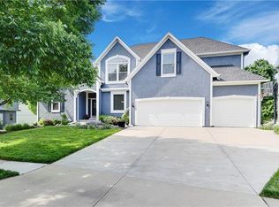 11328 W 142nd St, Overland Park, KS 66221