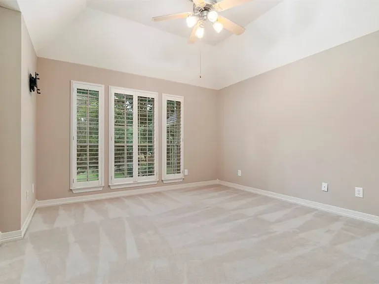 14011 Windy Stream Ln — Photo 32