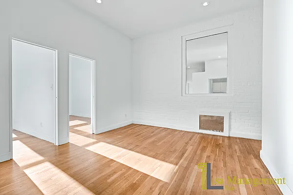 Rented by Lisa Management Inc | media 7
