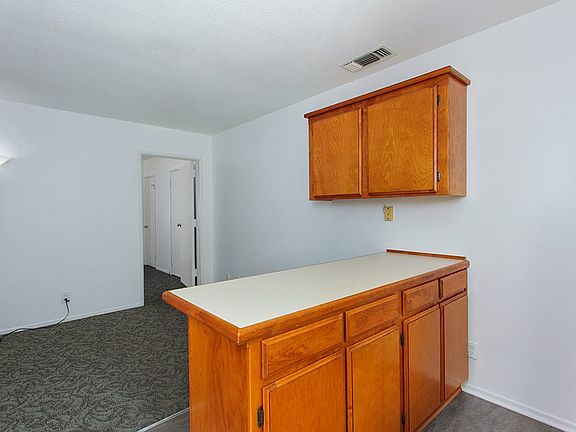 4th image of 235 Vista Circle Dr