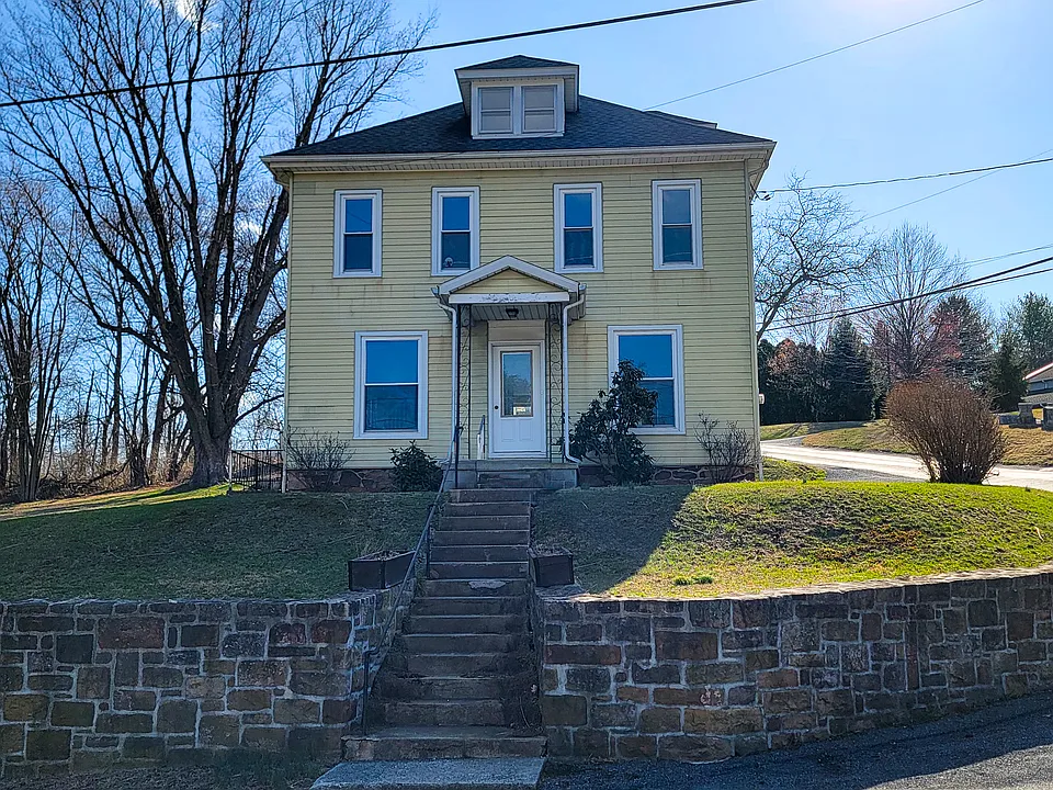 305 N Clay Rd