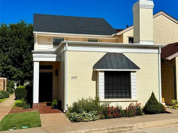 107 The Hills St, Clinton, OK 73601