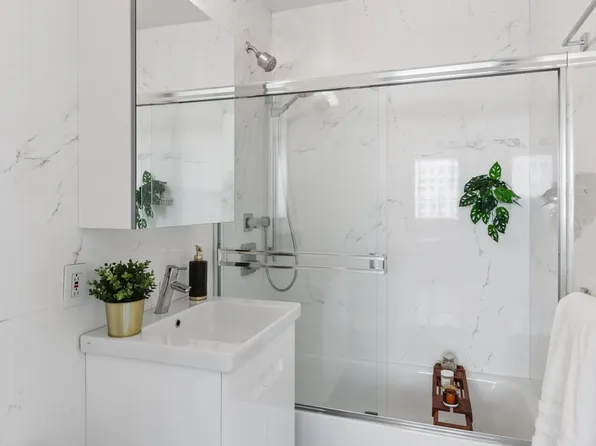 45 West 67th Street image 12 of 16