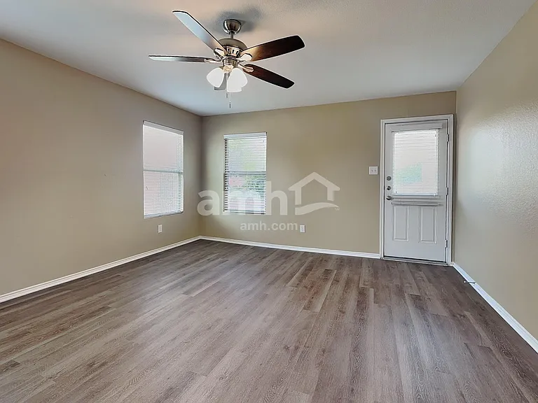 9001 Quarry Ridge Trl — Photo 8