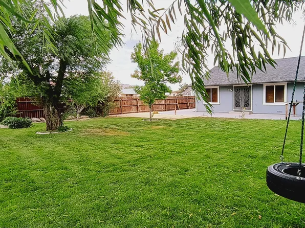 195 Monumental Cir, Sparks, NV 89436