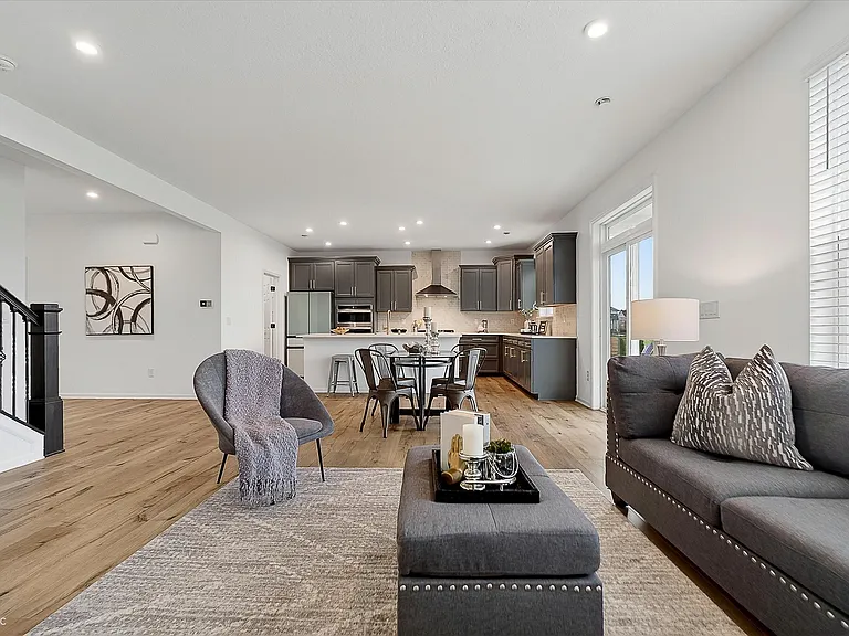 20374 N Pacific Ave — Photo 11
