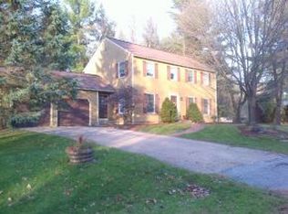 218 Woodbine Rd, Shelburne, VT 05482