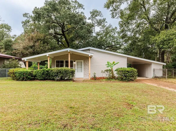 710 Deauville Dr, Mobile, AL 36609