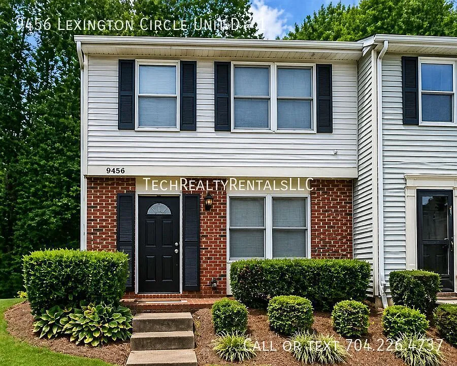 9456 Lexington Cir #D-1