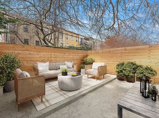 162 Cornelia St #2, Brooklyn, NY 11221