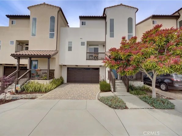 594 Rockaway Ave #B, Grover Beach, CA 93433