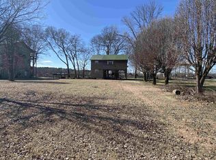 985 Arnold Ln, Savannah, TN 38372
