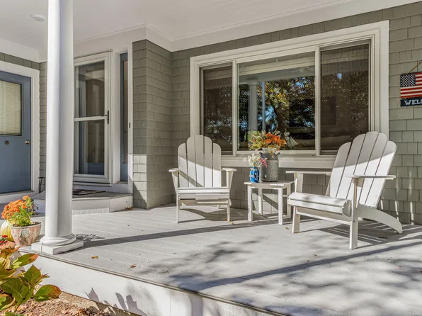 11 Shore Drive, Mashpee, MA 02649